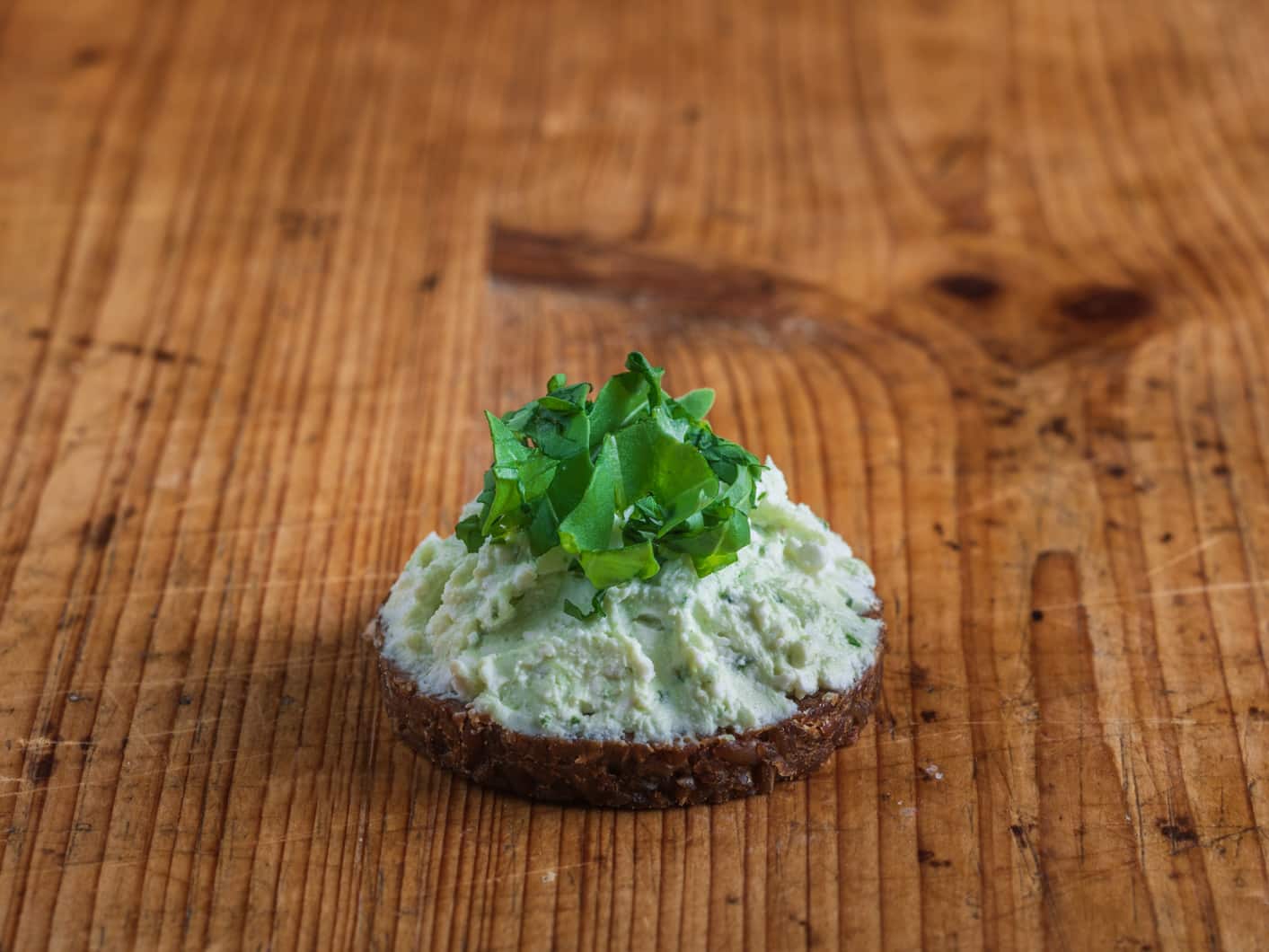 Canape Rucola-Frischkäse - bärlifood Business Catering