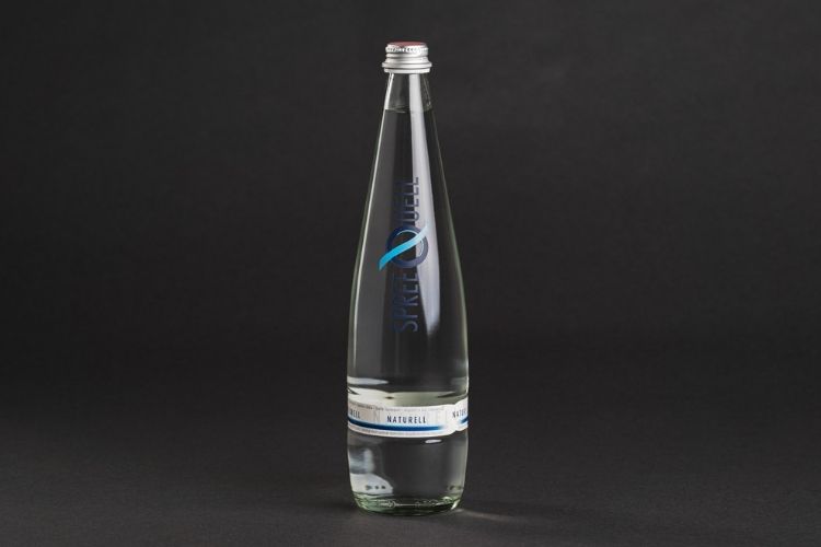 Stilles Mineralwasser für Business Event und Catering in Berlin als Getränk