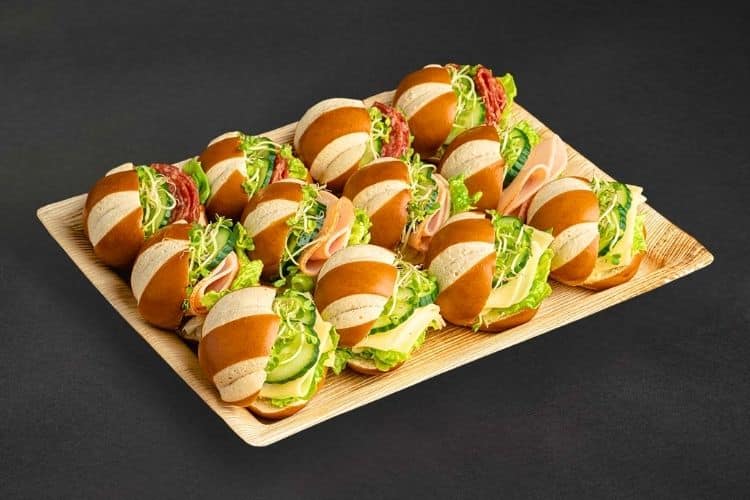 Mini Laugen Sandwiches als Catering für Business Event und Firmenveranstaltung in Berlin