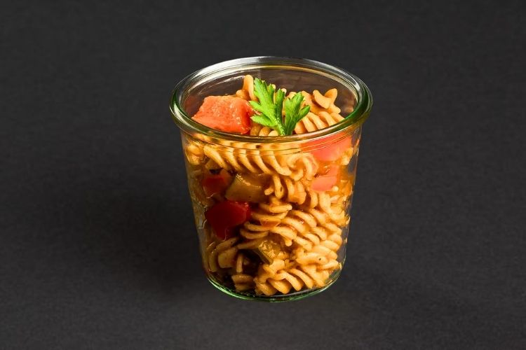 Pasta Salat im Weckglas Büro Meeting Berlin