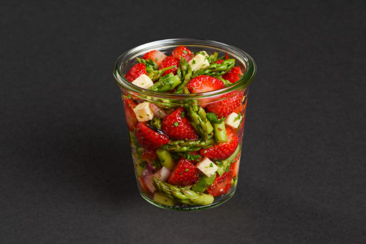 Erdbeer Spargel Salat im Weckglas