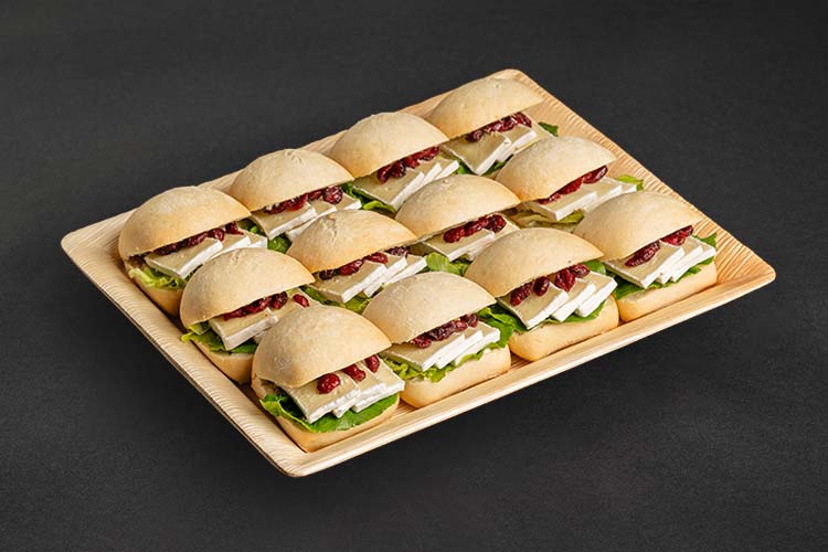 12 Mini Ciabatta mit Camembert und Cranberry für Büro Catering Berlin