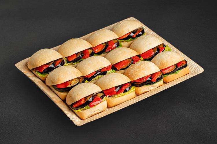 12 Mini Ciabatta mit Aubergine und Paprika für Büro Catering Berlin