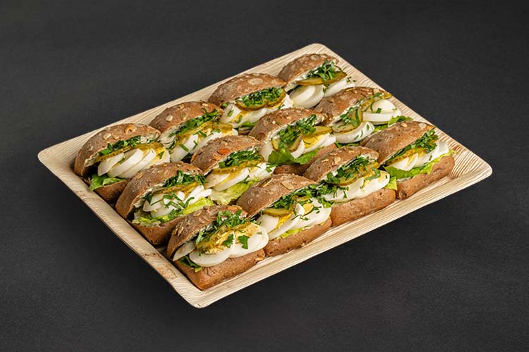 12 Mini Vollkorn Sandwiches mit Bio Ei und Kresse für Büro Catering in Berlin