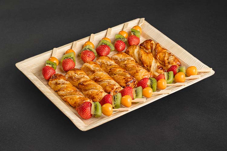 Apfelstangen und Fruchtspießchen für Frühstücks Catering in Berlin