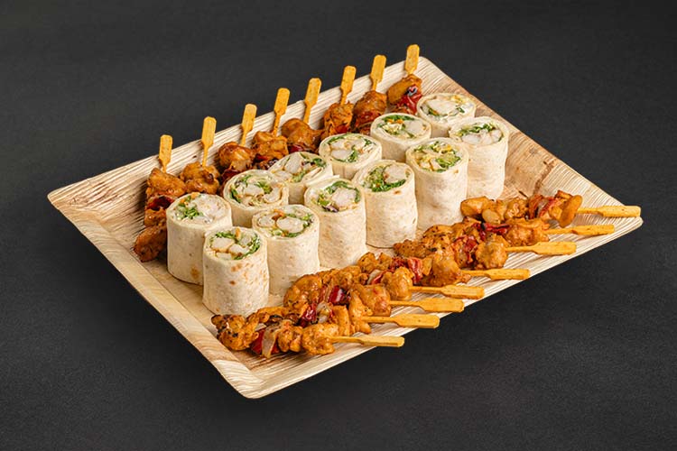 Mini Wraps und Hähnchen Spießchen für Meeting Catering in Berlin